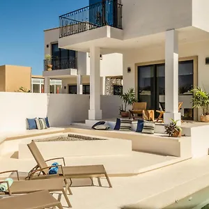 Casa Gallo, Heated Pool, Exclusive & Great Location Holiday home