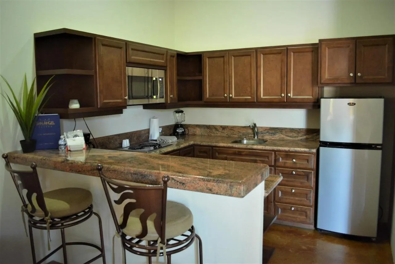 Quarto em Acomodações Particulares San Angel Suites Cabo San Lucas