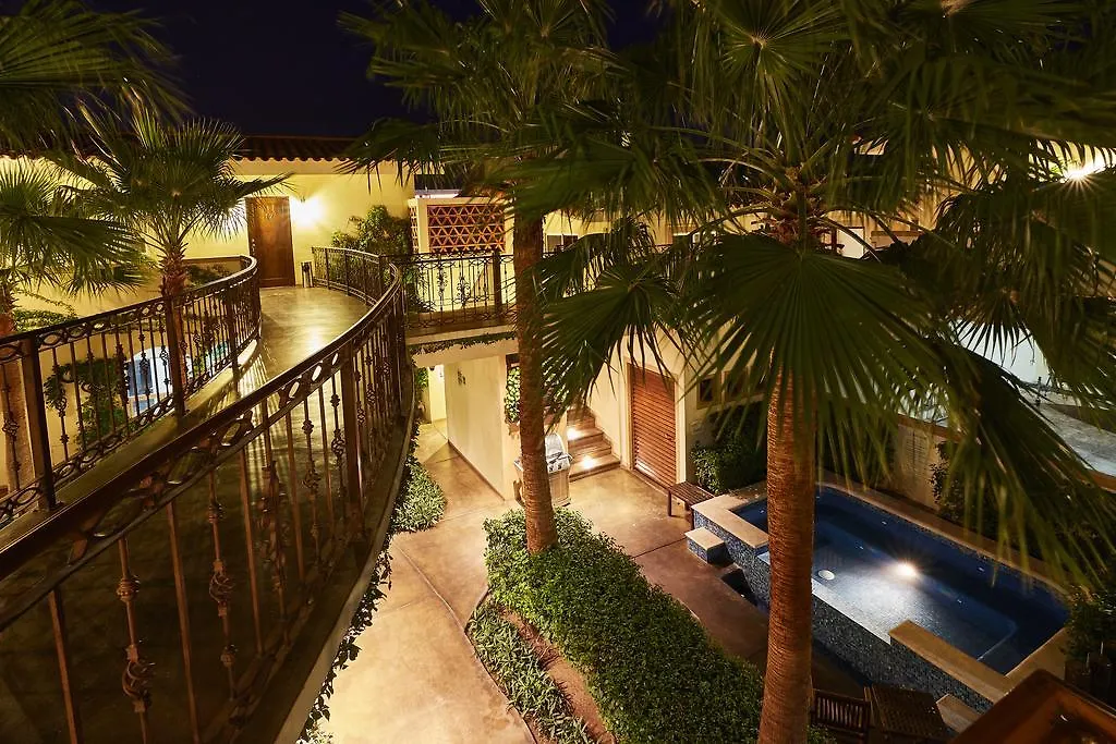San Angel Suites Cabo San Lucas Quarto em Acomodações Particulares